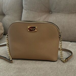 Tan Michael Kors Crossbody Purse